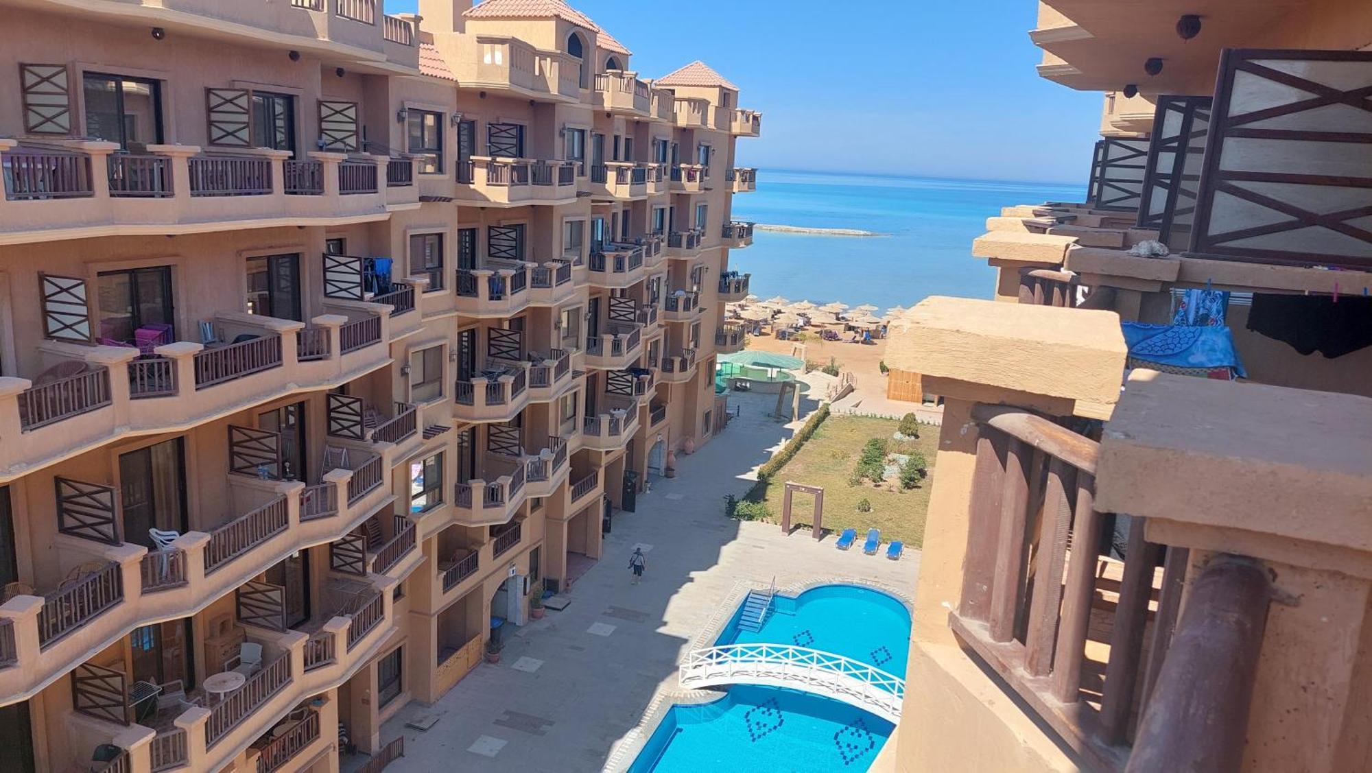 Comfort Zone At Turtles Beach Resort Hurghada Exterior photo
