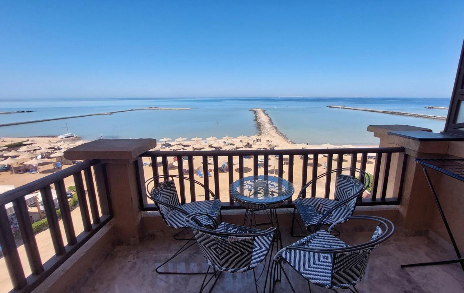 Comfort Zone At Turtles Beach Resort Hurghada Exterior photo